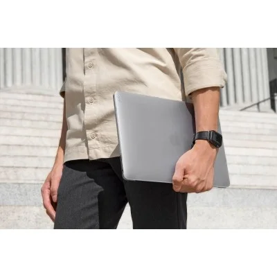 Uniq Vero Macbook Air 13 (M2-M4) - Clear